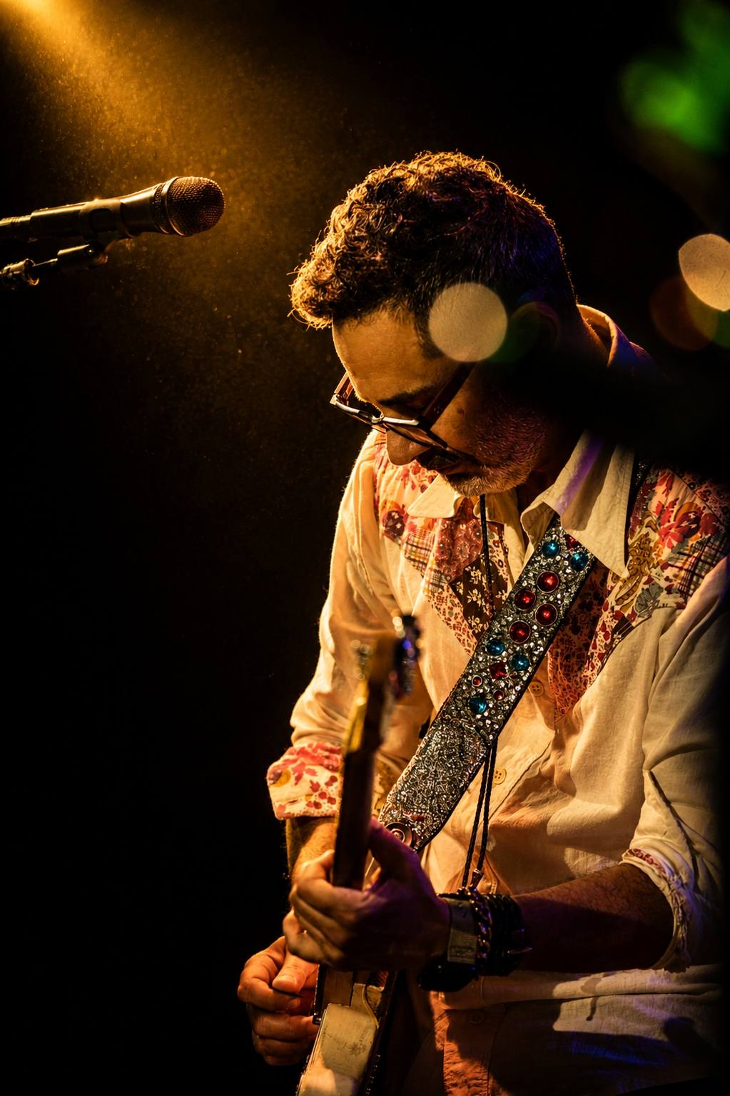 Marc of CAKEMIX playing guitar in The Fighting Side